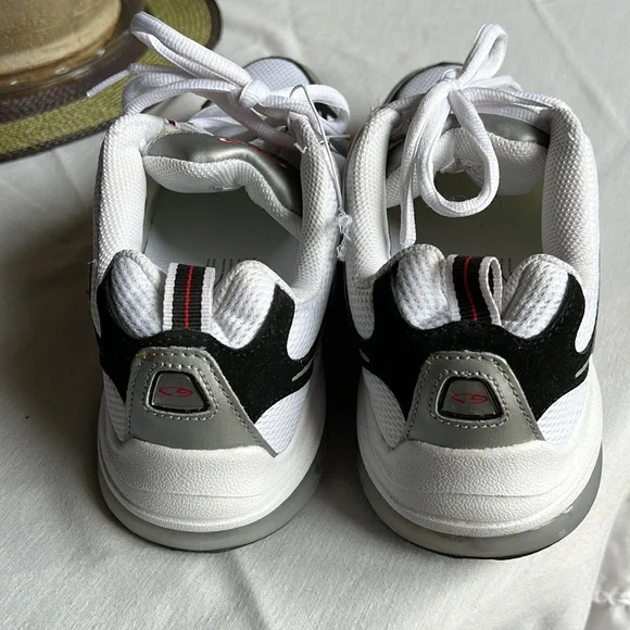 Champion tennis shoes size 9 men’s - Picture 2 of 9